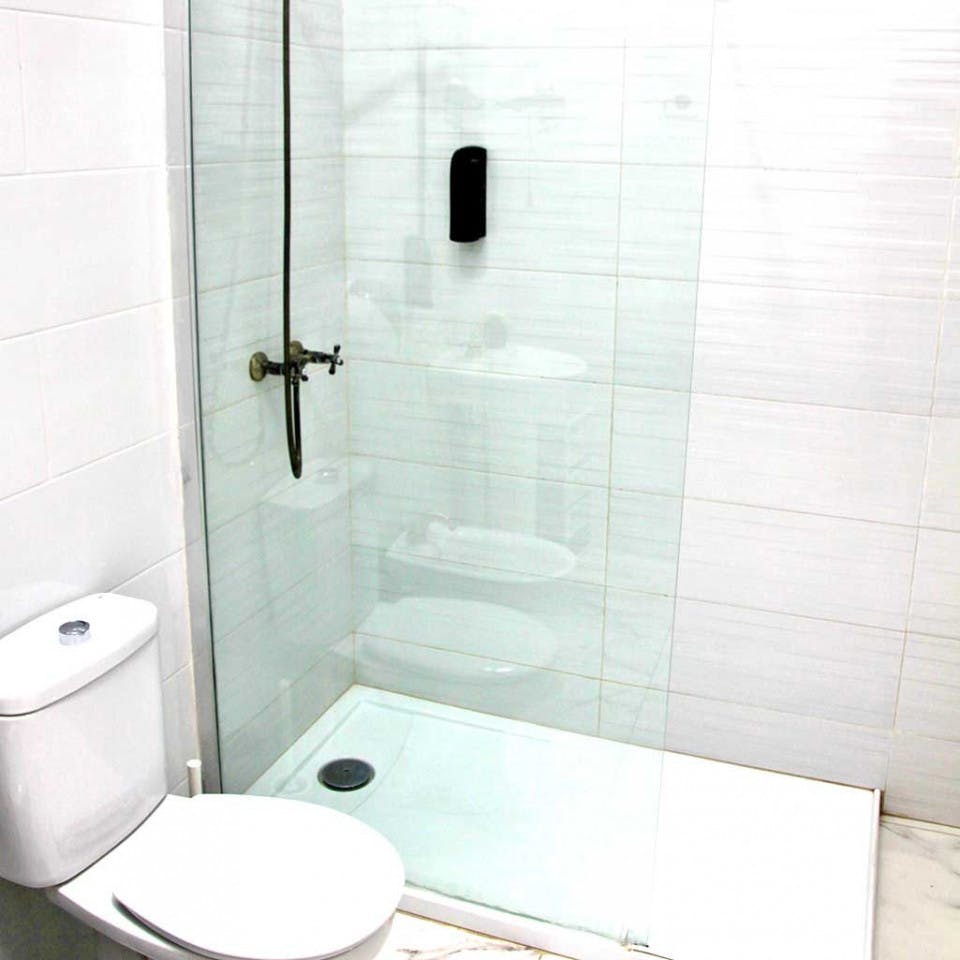 Maspalomas - Stylish Coliving Space with Rooftop Terrace in Vibrant Triana - Vegueta - Gallery - 16