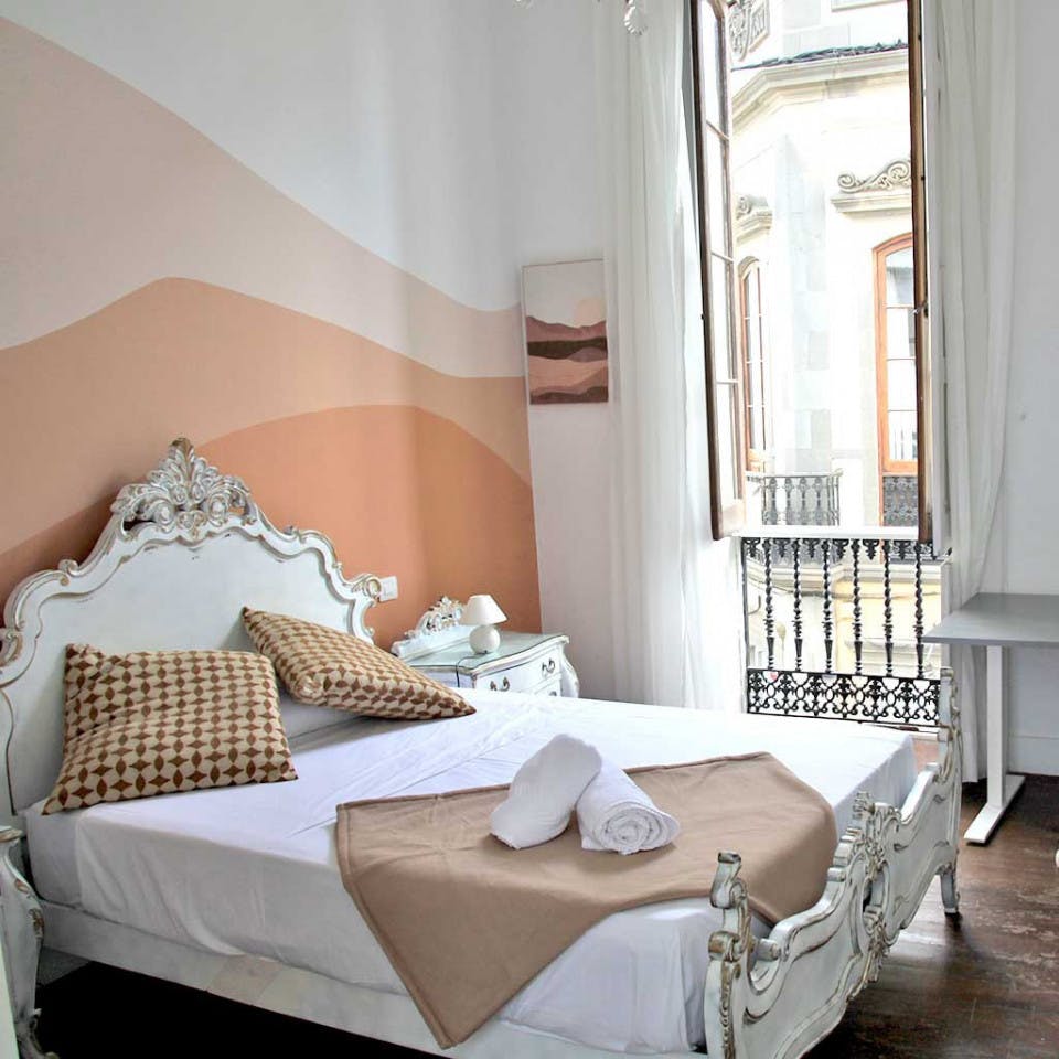 Maspalomas - Stylish Coliving Space with Rooftop Terrace in Vibrant Triana - Vegueta - Gallery - 9