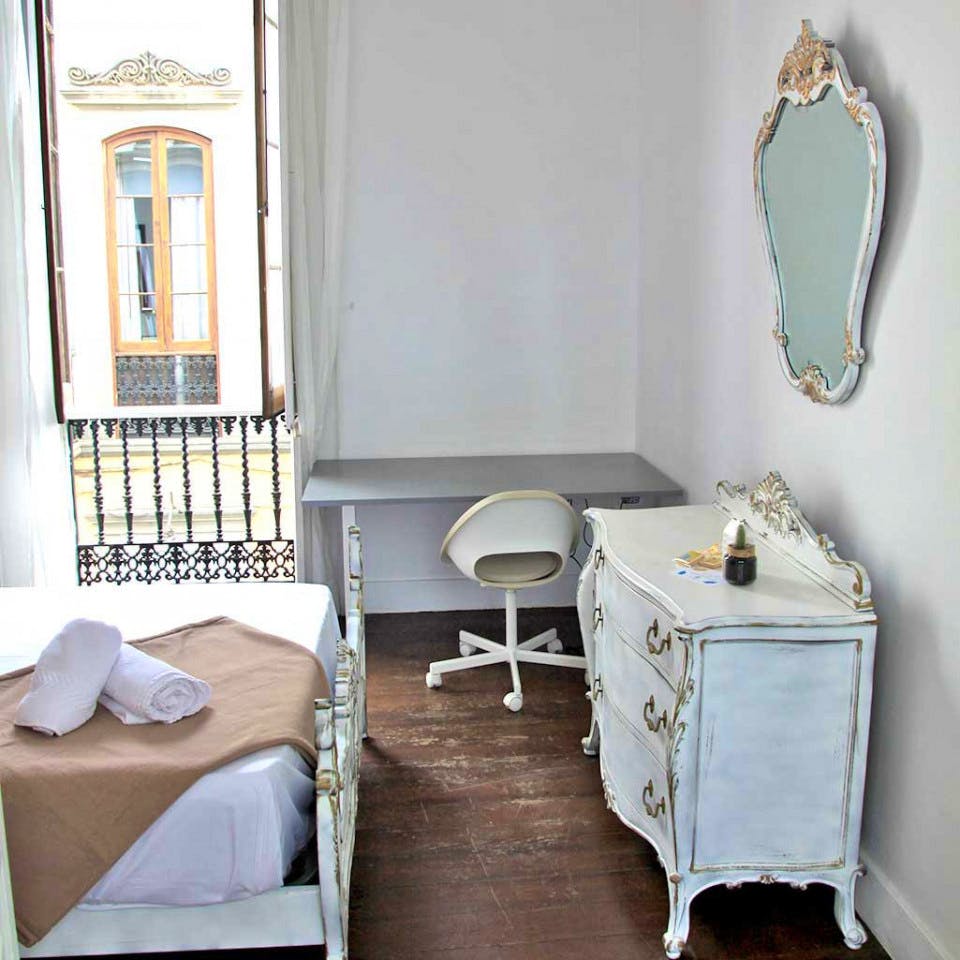 Maspalomas - Stylish Coliving Space with Rooftop Terrace in Vibrant Triana - Vegueta - Gallery - 18