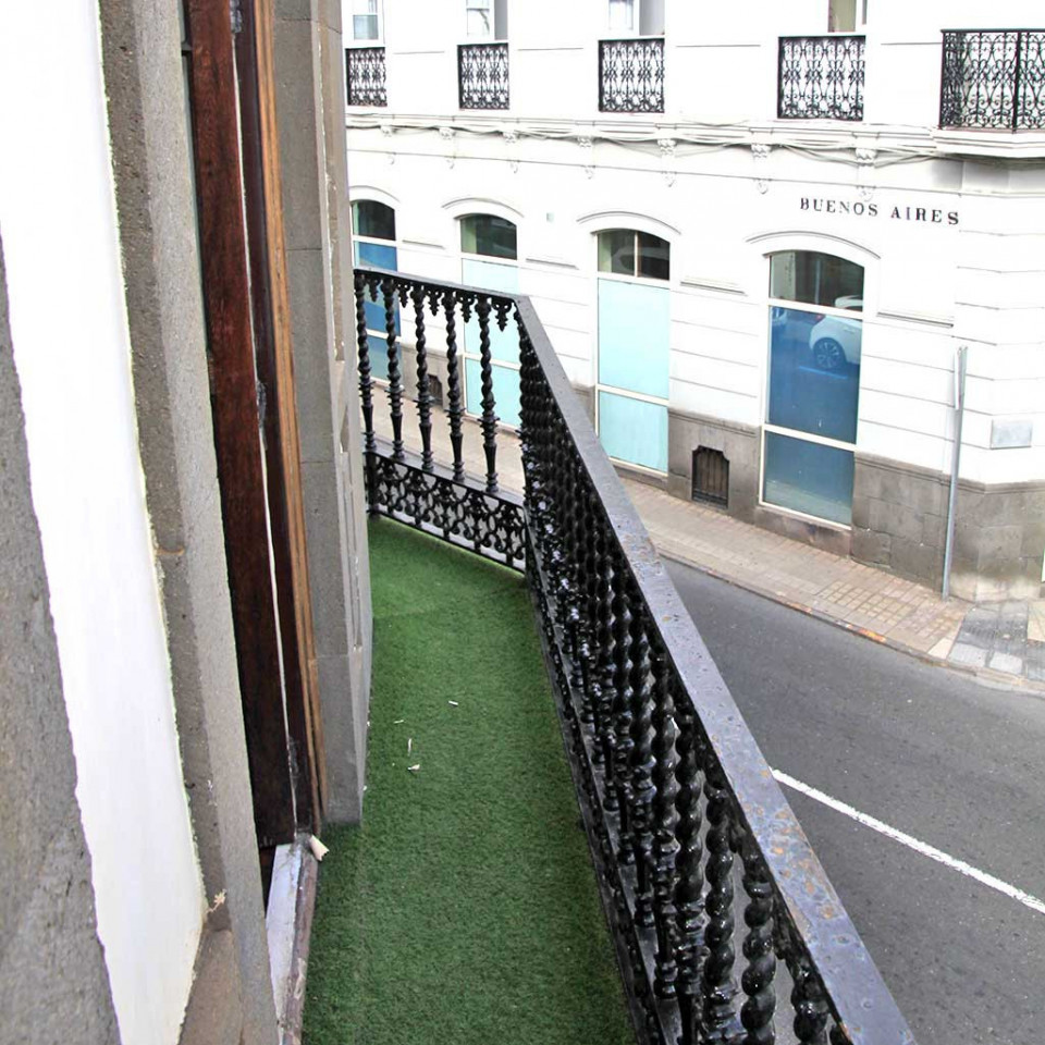 Jardín Canario - Stylish Coliving Space with Rooftop Terrace in Vibrant Triana - Vegueta - Gallery - 32