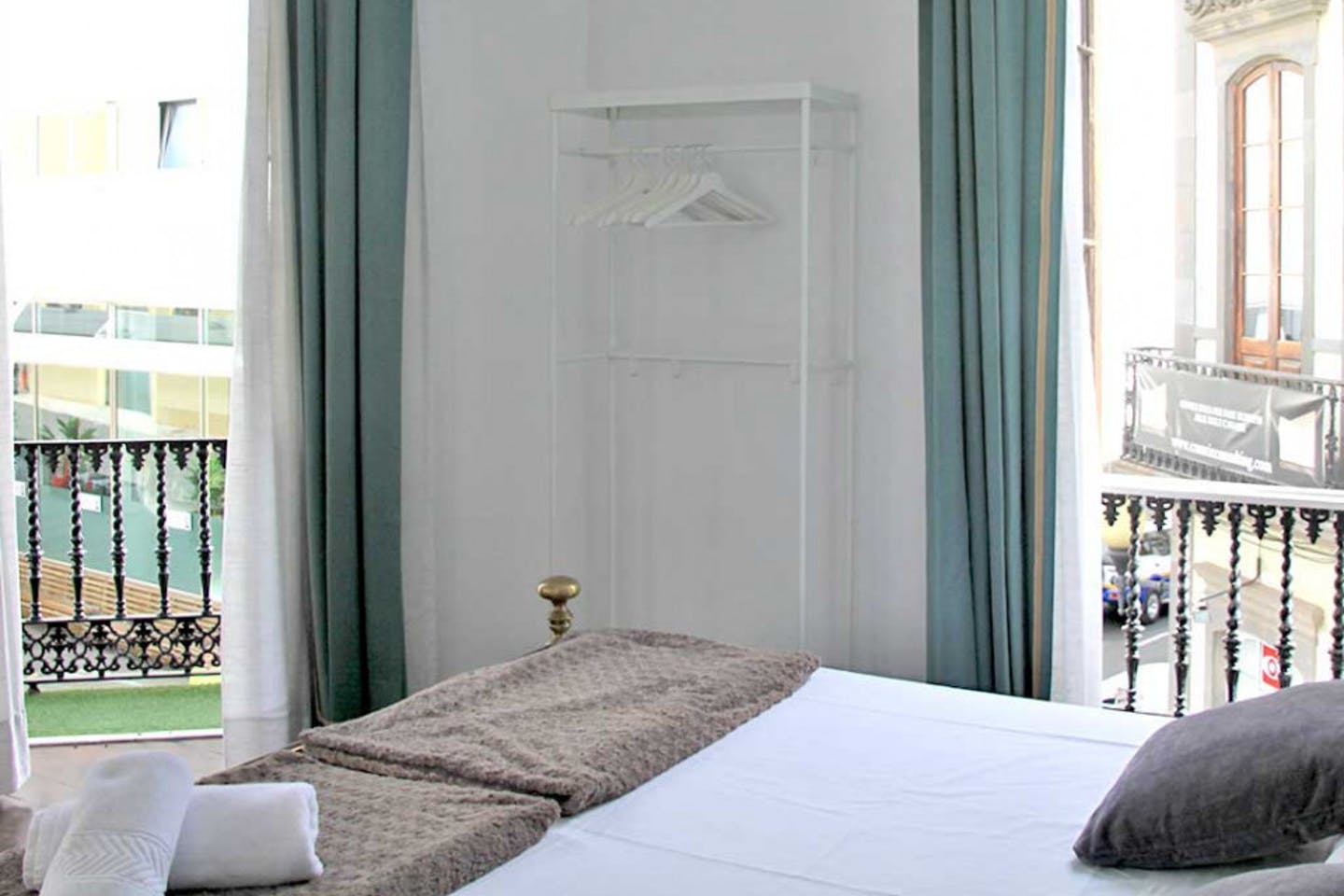 Jardín Canario - Stylish Coliving Space with Rooftop Terrace in Vibrant Triana - Vegueta - Gallery - 4