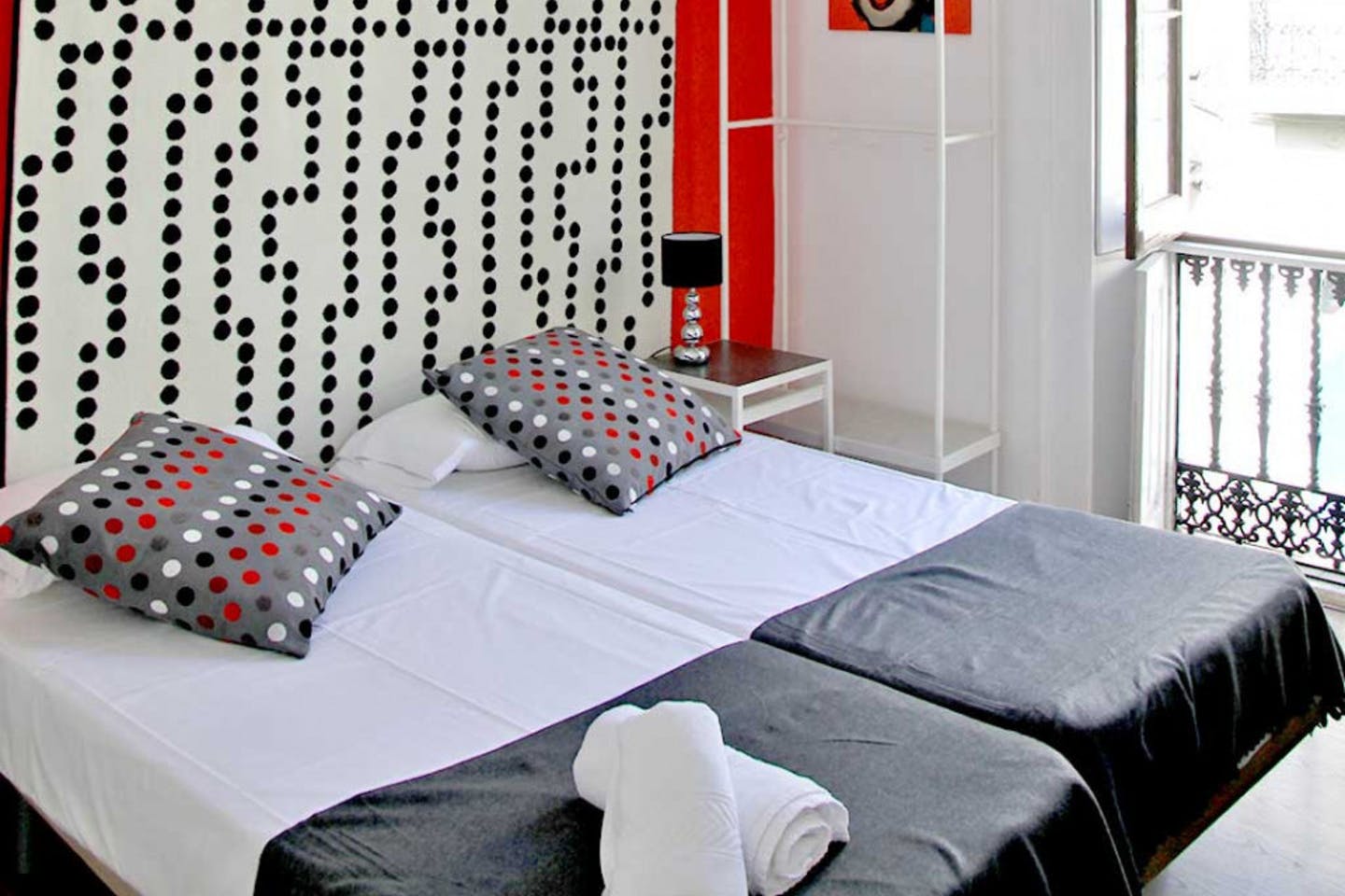 Alfredo Kraus - Stylish Coliving Space with Rooftop Terrace in Vibrant Triana - Vegueta - Gallery - 1