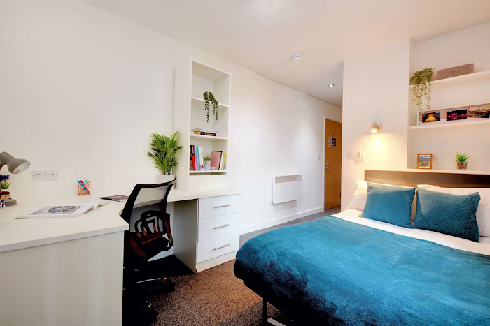  Two Bed Basic  -  Newarke Street  - Gallery -  3
