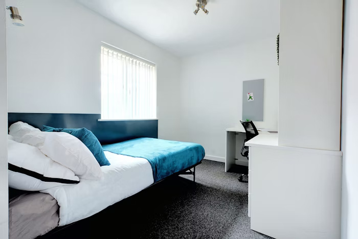  Two Bed Basic  -  Newarke Street  - Gallery -  6