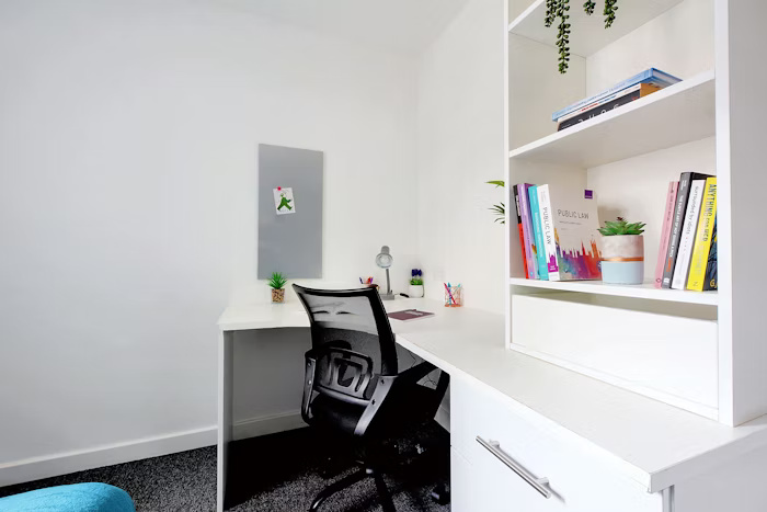  Two Bed Basic  -  Newarke Street  - Gallery -  2