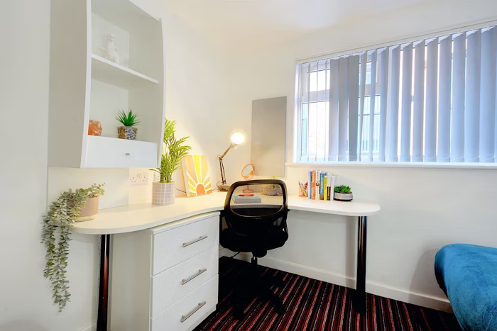  Two Bed Bronze Plus  -  Newarke Street  - Gallery -  4