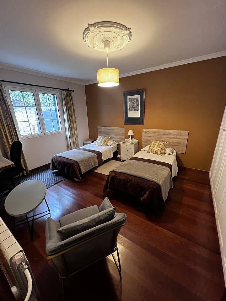 Twin Room Single Use - Oustanding Stylish House w/ Coworking + Outdoor Areas - Gallery - 19