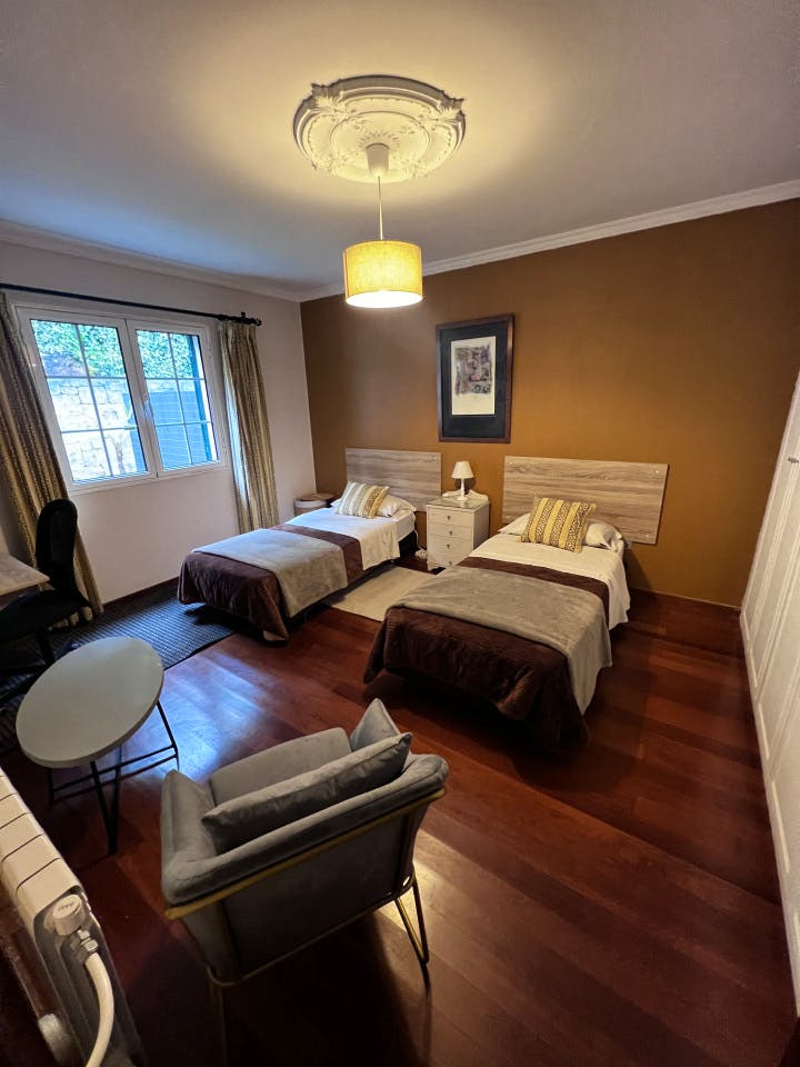 Twin Room Single Use - Oustanding Stylish House w/ Coworking + Outdoor Areas - Gallery - 7