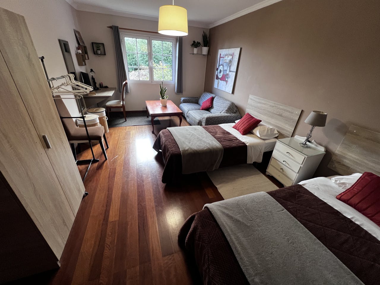 Twin Room Single Use - Oustanding Stylish House w/ Coworking + Outdoor Areas - Gallery - 2