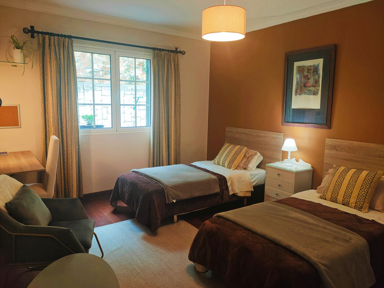 Bed In A 2-Bed Mixed Gender Room - Oustanding Stylish House w/ Coworking + Outdoor Areas - Gallery - 21