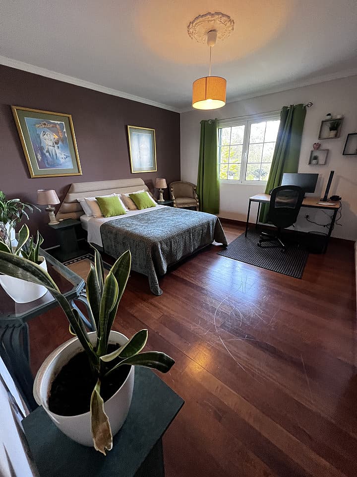 Lux Room - Oustanding Stylish House w/ Coworking + Outdoor Areas - Gallery - 15
