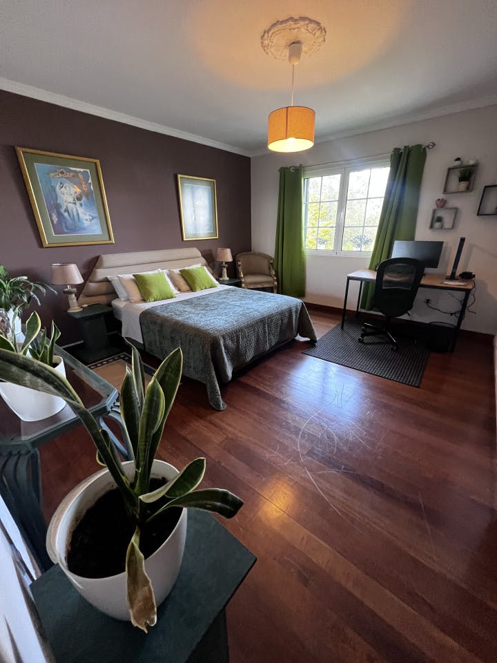 Lux Room - Oustanding Stylish House w/ Coworking + Outdoor Areas - Gallery - 3