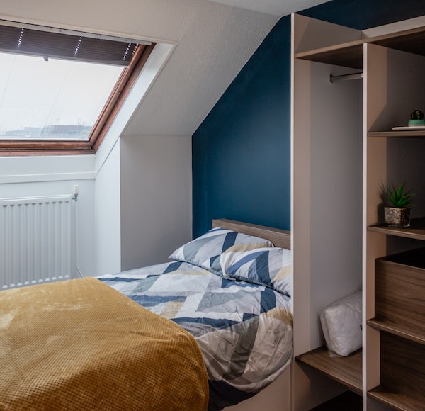  Five Bed Silver Plus  -  Regents Court  - Gallery -  1