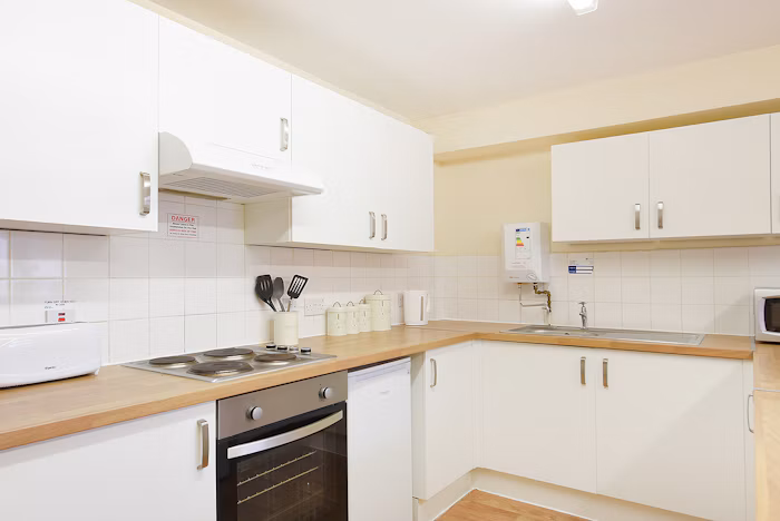 En-Suite Gold - 2