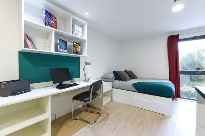  Studio Silver Plus  -  Vincent Place  - Gallery -  2