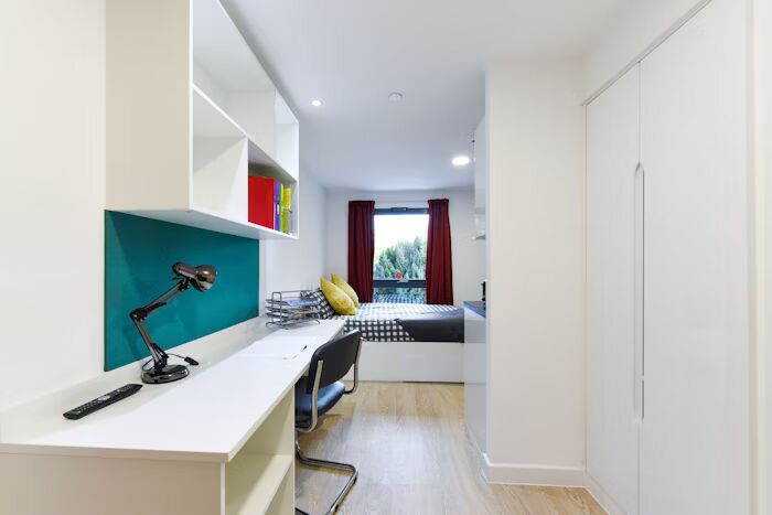 Studio Bronze Plus - City View  -  Vincent Place  - Gallery -  4