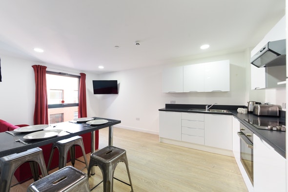  En-Suite Bronze  -  Vincent Place  - Gallery -  2