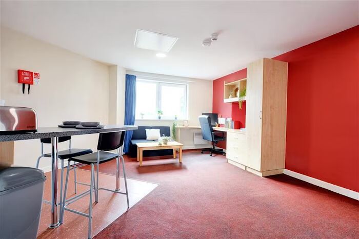  Apartment Top Floor  -  Nottingham Two Roost  - Gallery -  2