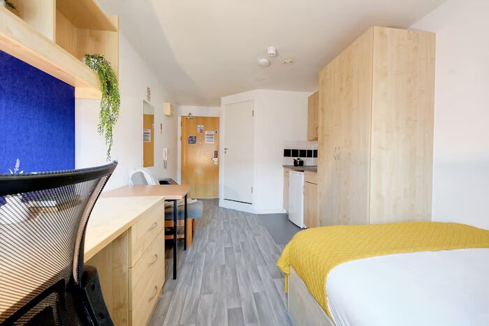  Studio Platinum Plus  -  Nottingham Two Roost  - Gallery -  2