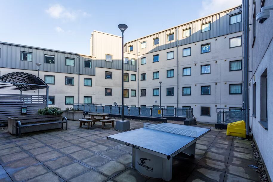 Trinity Square Roost