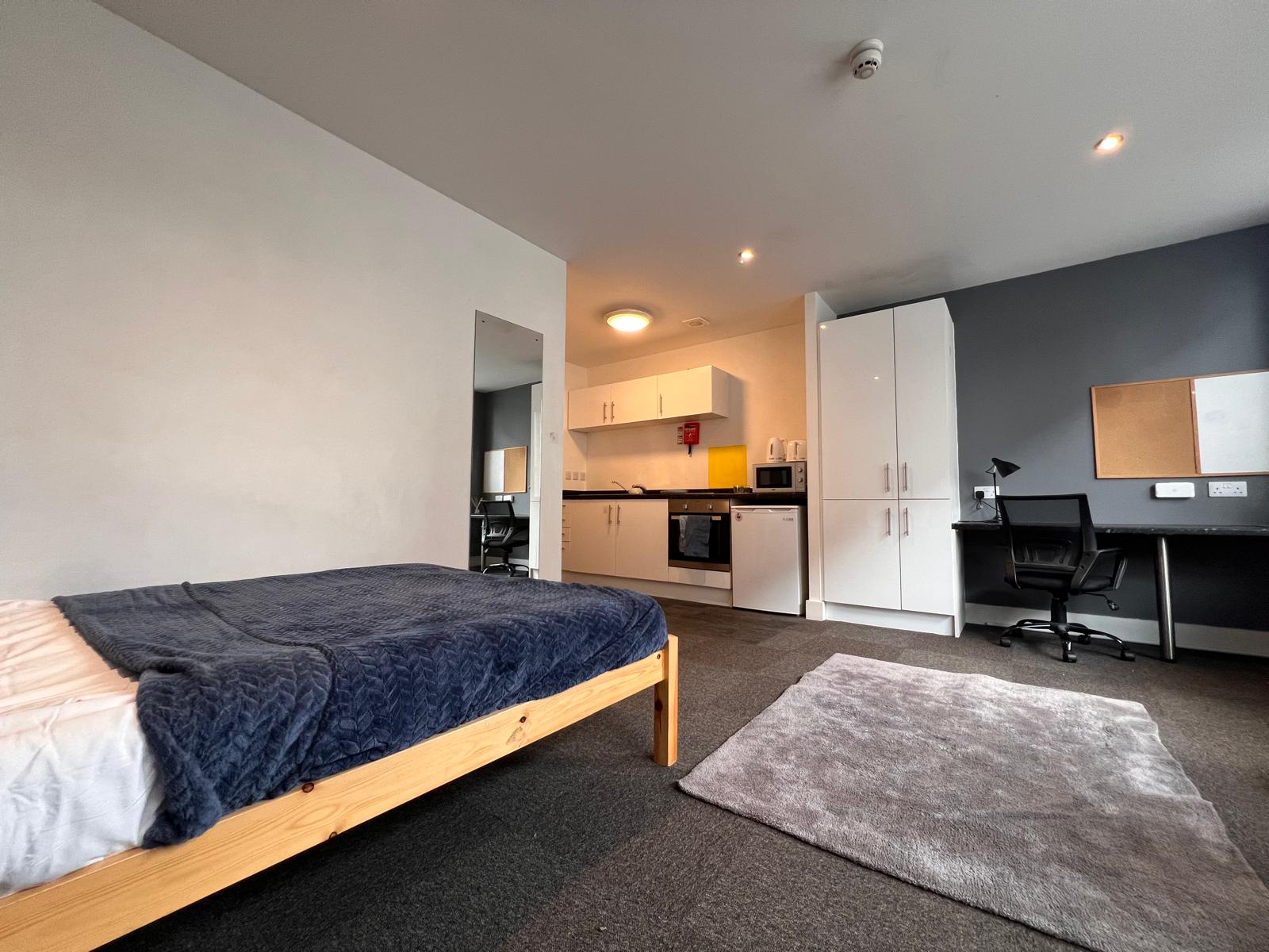  Studio Gold  -  Hydrogen Roost  - Gallery -  6