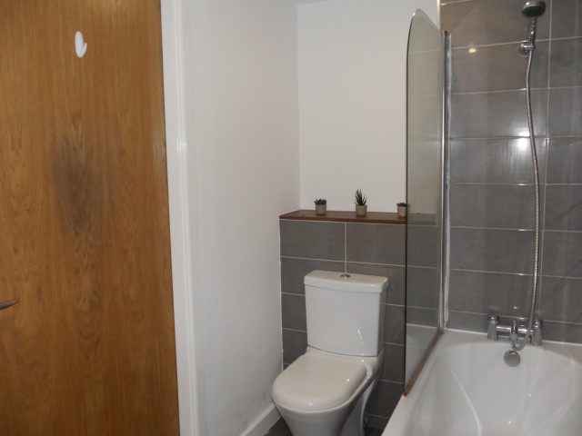  Two Bed Apartment (shared)  -  Central Place  - Gallery -  4