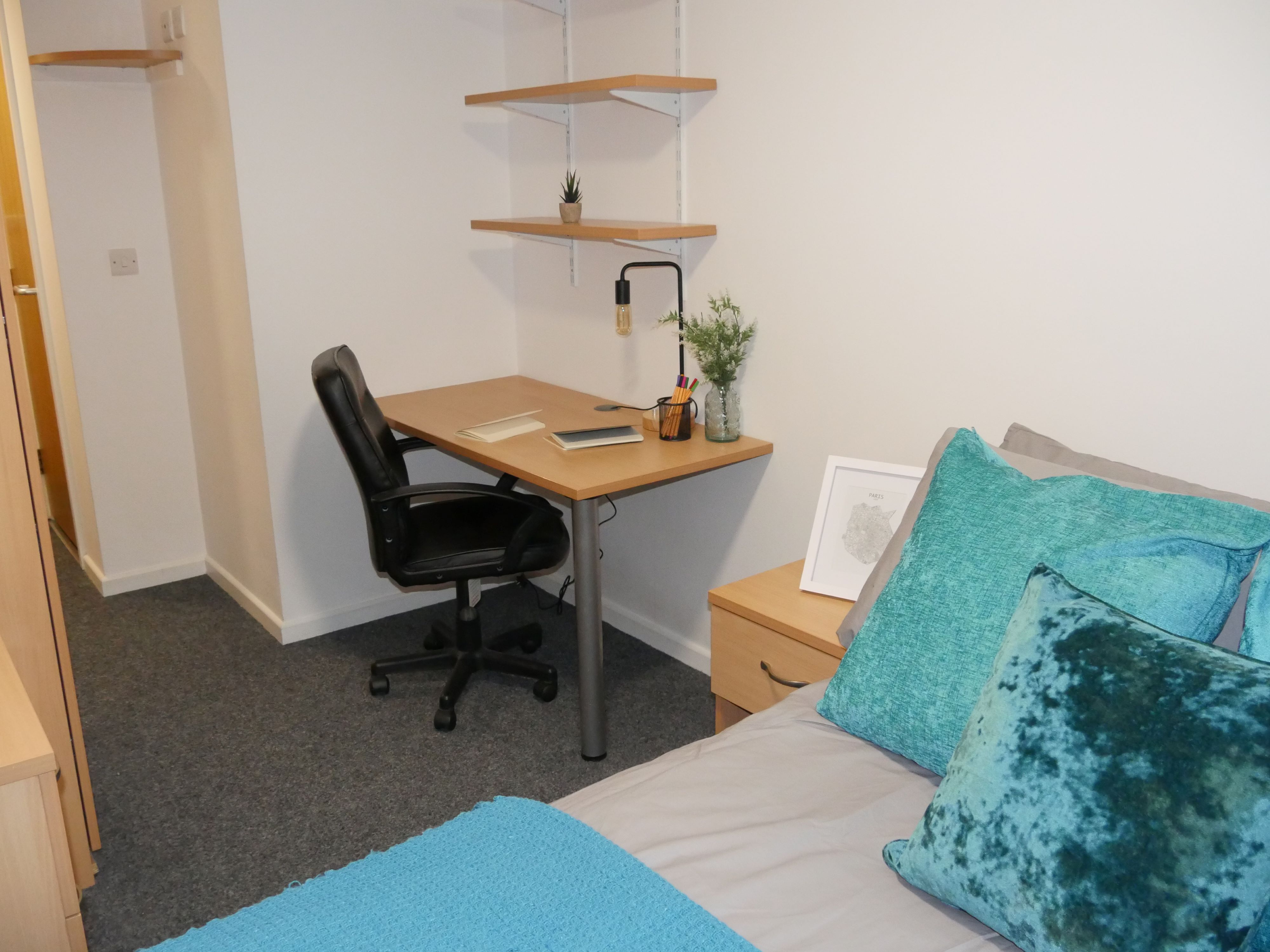  Bronze Plus  -  Central Place  - Gallery -  3