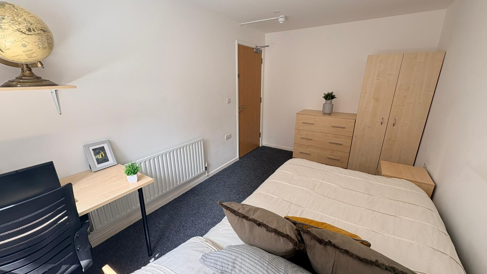 One Bed Apartment - Sheffield 2 - Mary Page House Roost - Gallery - 2