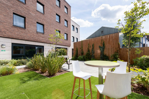 Kingston Plaza - Communal Area