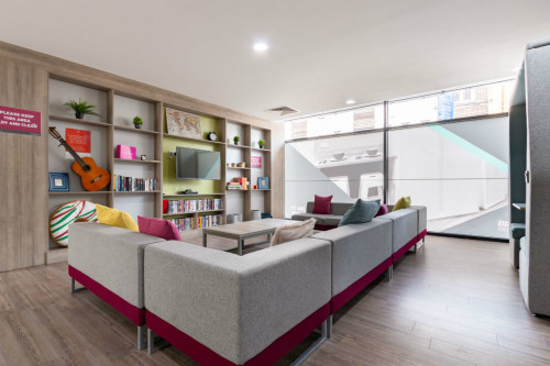 Kingston Plaza - Gallery - 10