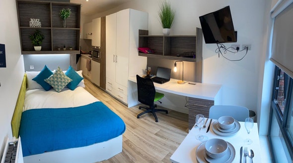  Studio Bronze  -  Newcastle 1  - Gallery -  5