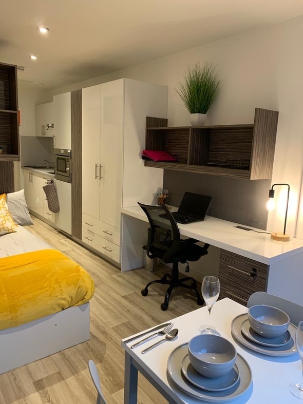  Studio Silver  -  Newcastle 1  - Gallery -  5