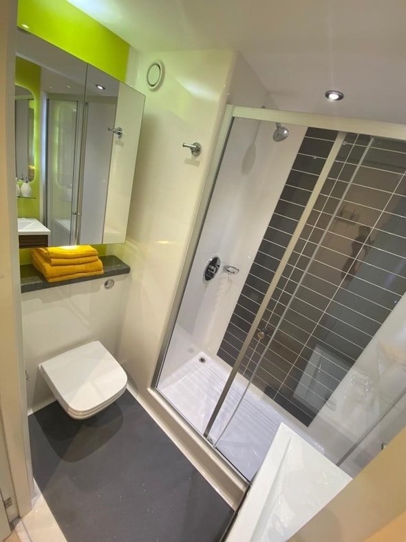  Studio Silver  -  Newcastle 1  - Gallery -  2