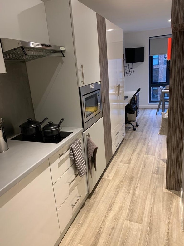  Studio Silver  -  Newcastle 1  - Gallery -  4