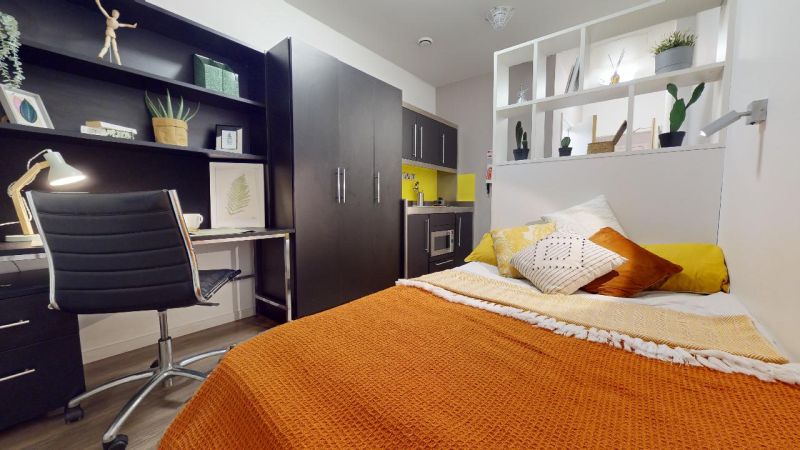  Bronze Studio  -  iQ City  - Gallery -  1