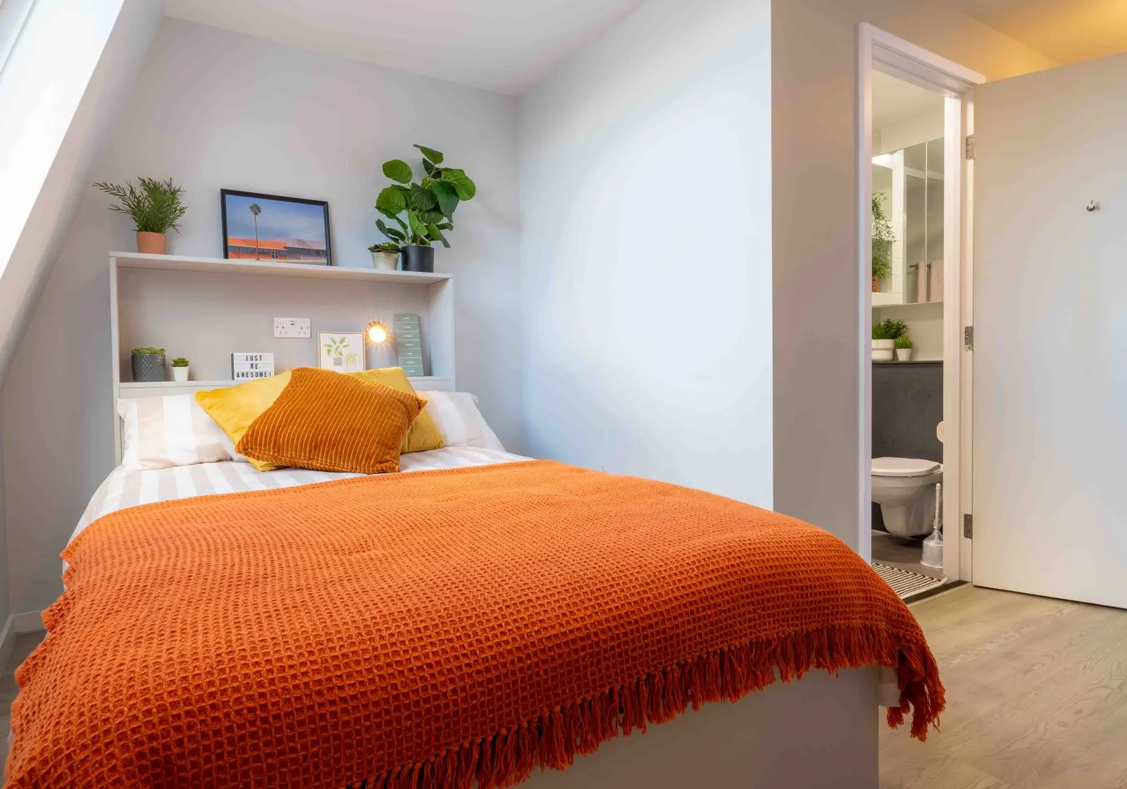  Gold En-Suite Plus  -  iQ City  - Gallery -  2