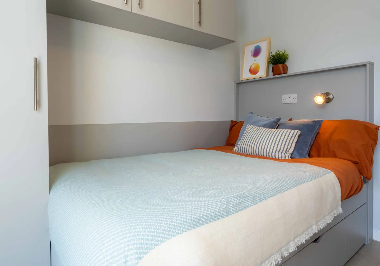  Silver En-Suite Plus  -  iQ City  - Gallery -  1