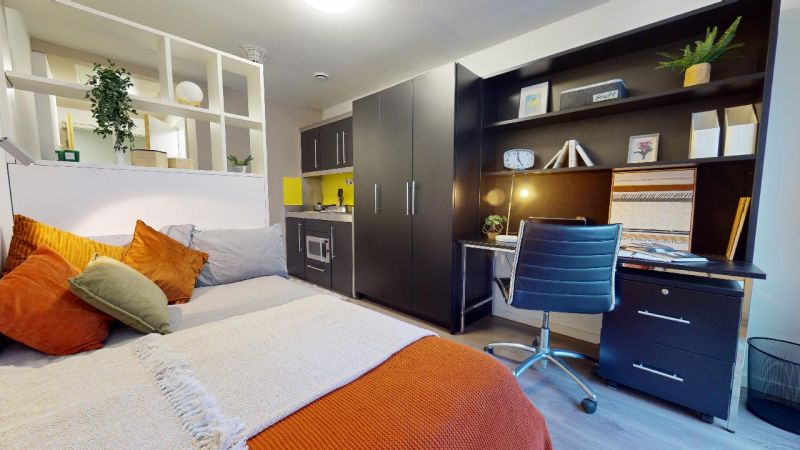  Silver Studio  -  iQ City  - Gallery -  1