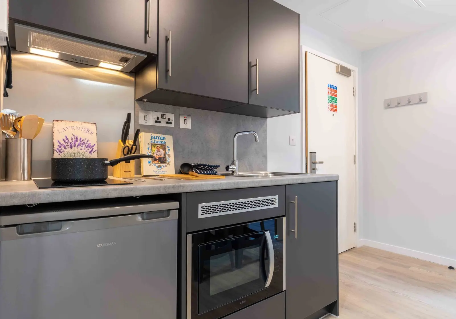  Bronze 1 Bed Apt Plus  -  iQ City  - Gallery -  4