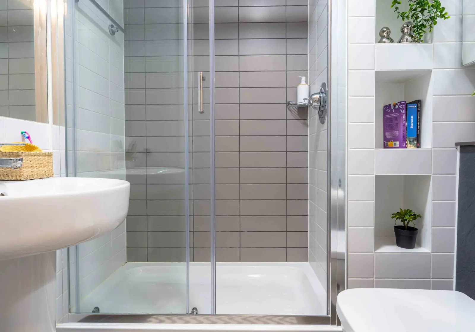  Bronze En-Suite Plus-2627  -  iQ City  - Gallery -  4