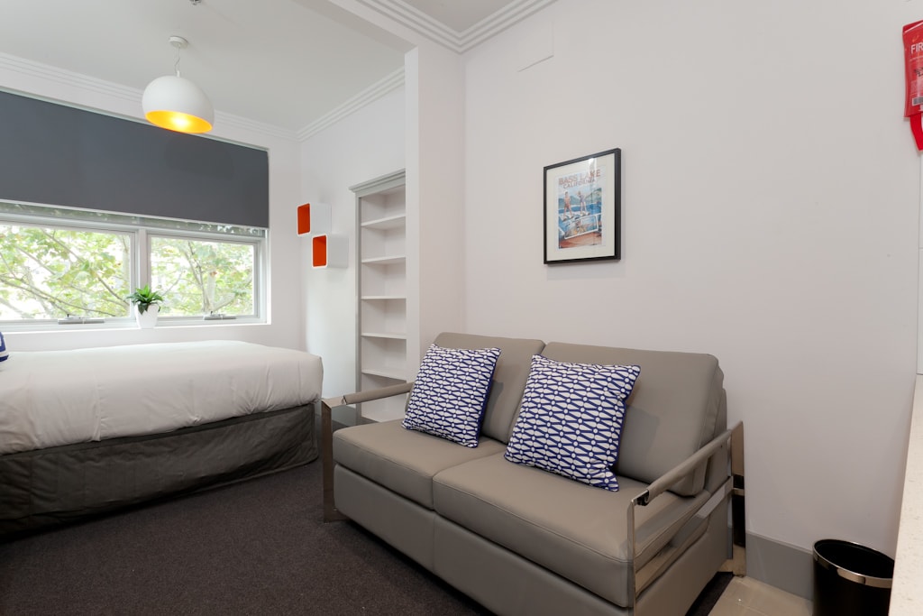  1-Bedroom / Studio Apartment - B  -  Flinders Street - Darlinghurst  - Gallery -  5