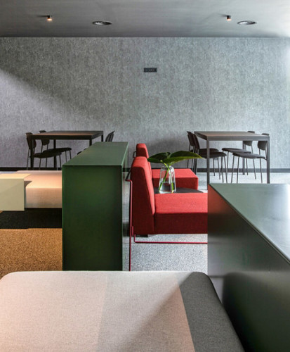 Creative and Fully Equipped Coliving Studios in Ceao Lugo's Ideal Location