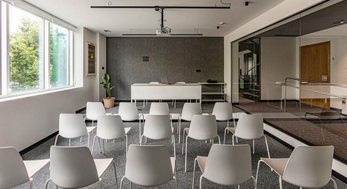 Creative and Fully Equipped Coliving Studios in Ceao Lugo's Ideal Location