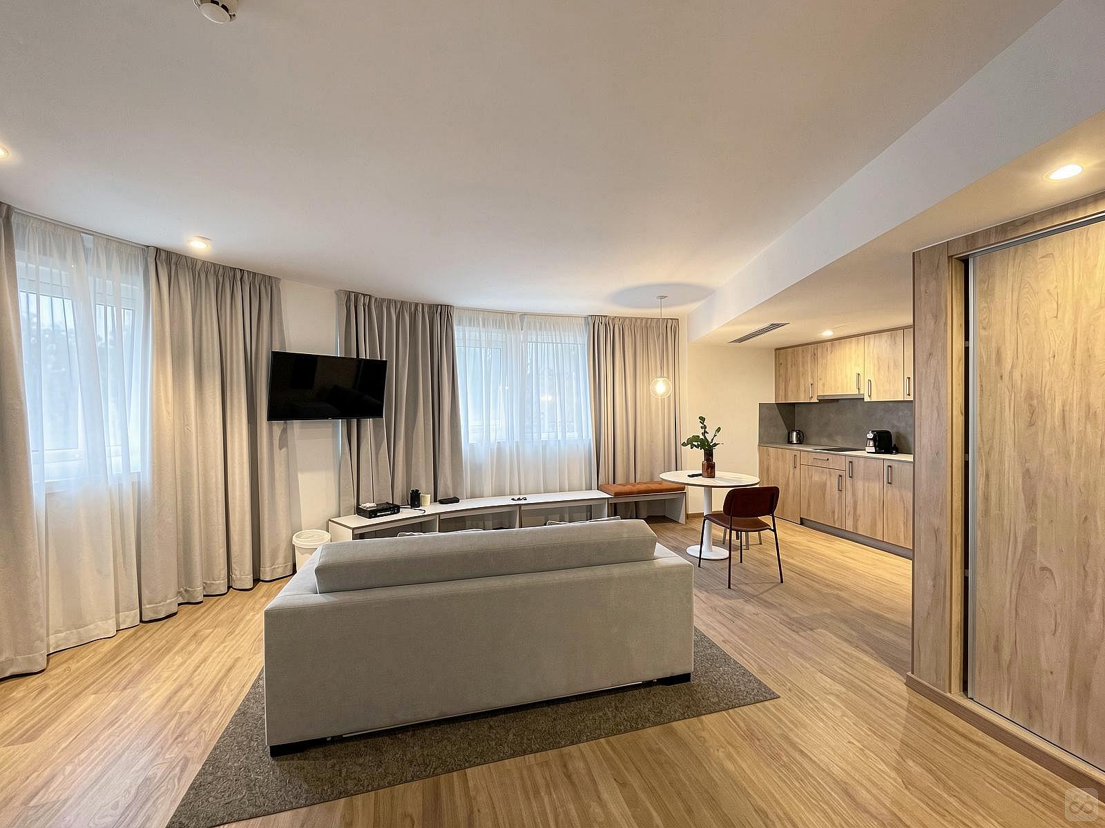 Private Apartment  -  Creative and Fully Equipped Coliving Studios in Ceao Lugo's Ideal Location  - Gallery -  7