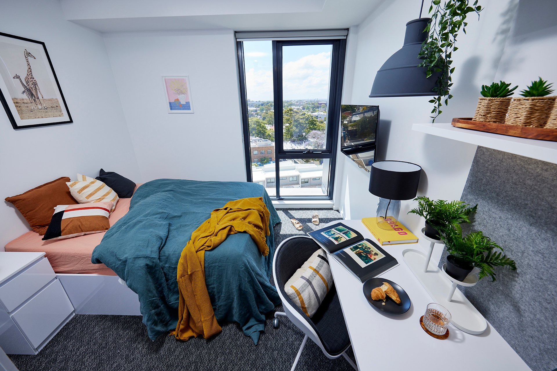  Double Bed, 5 Bed Apartment With Ensuite  -  Scape Redfern  - Gallery -  3