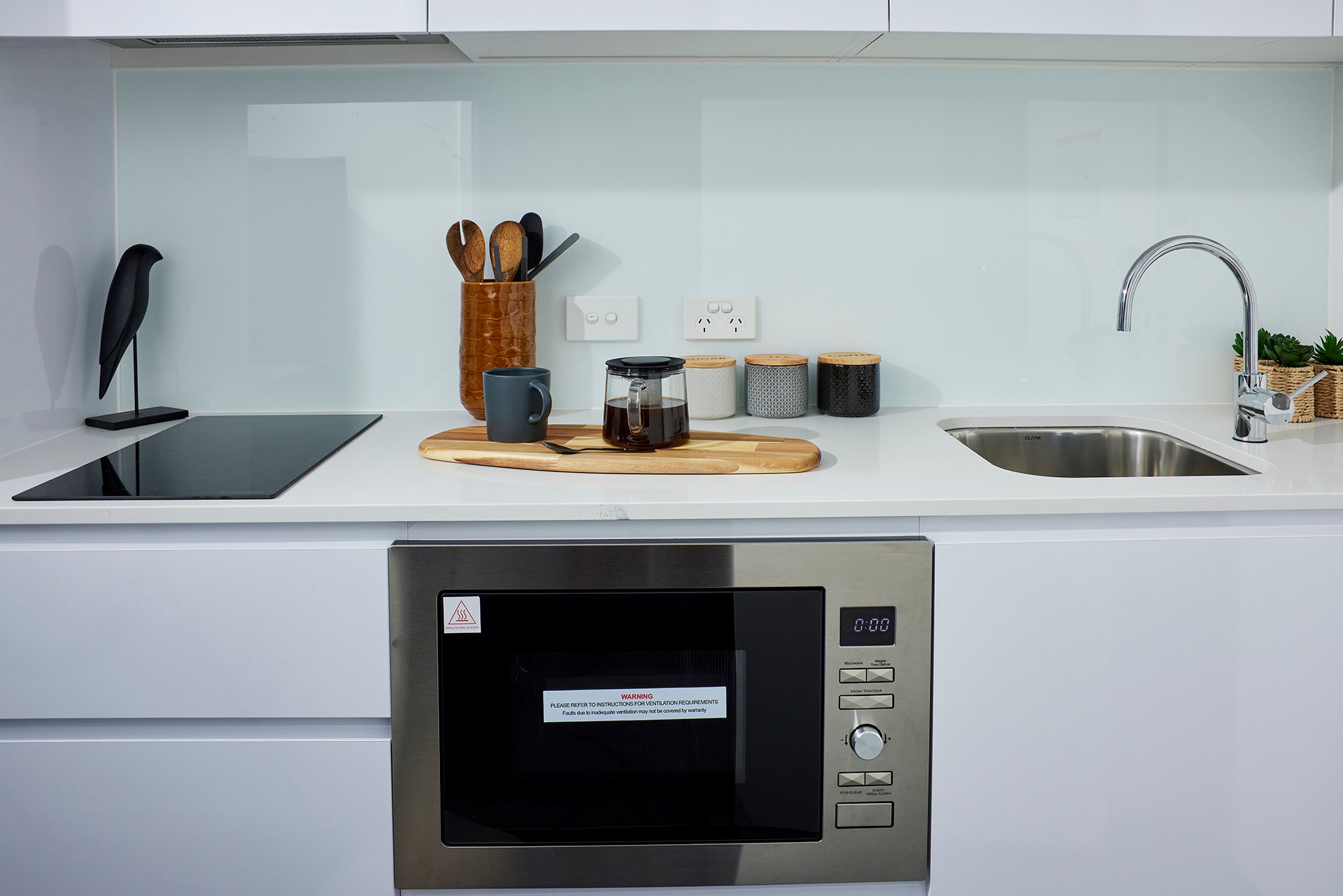  Double Bed, Signature Plus Studio Apartment, Standard View  -  Scape Redfern  - Gallery -  5