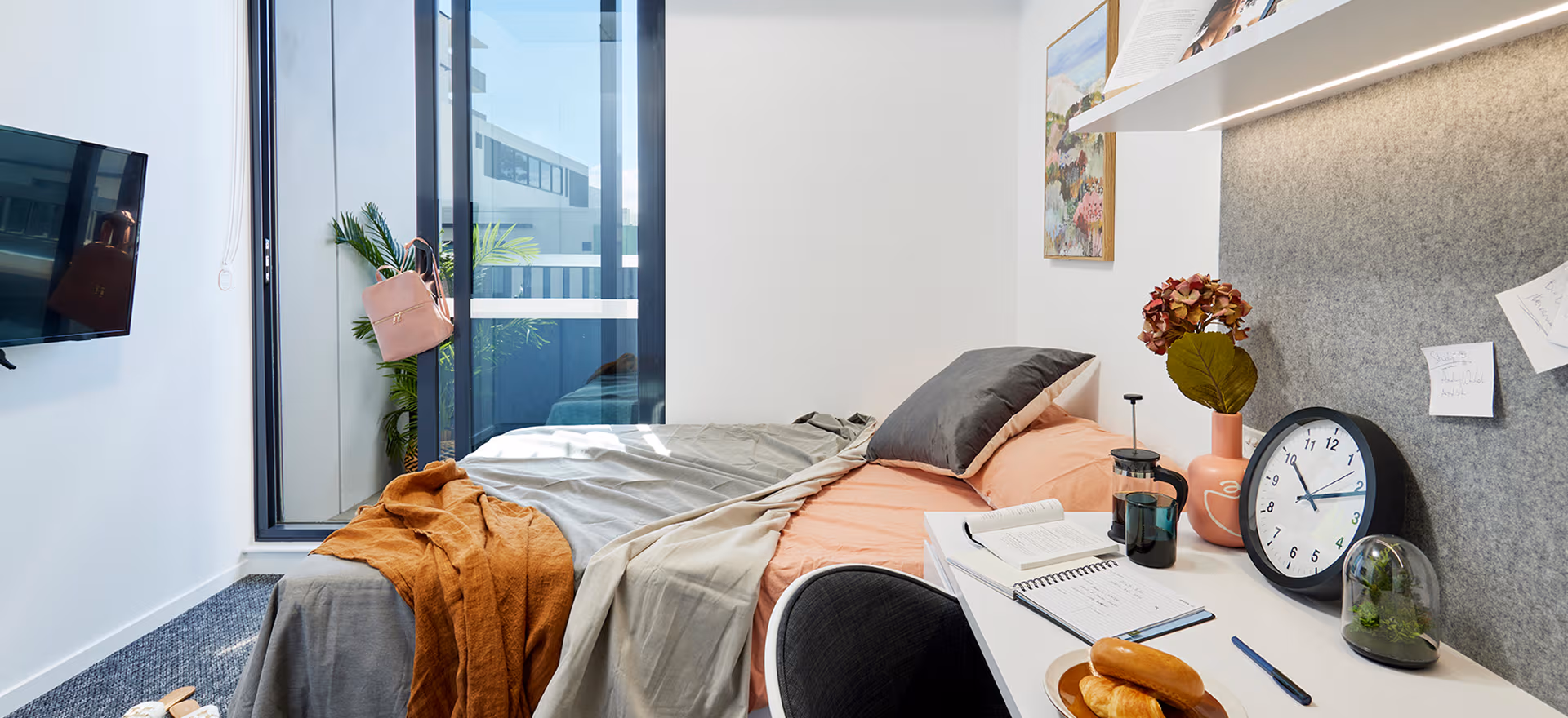Signature Plus Studio Apartment Premium View - 1