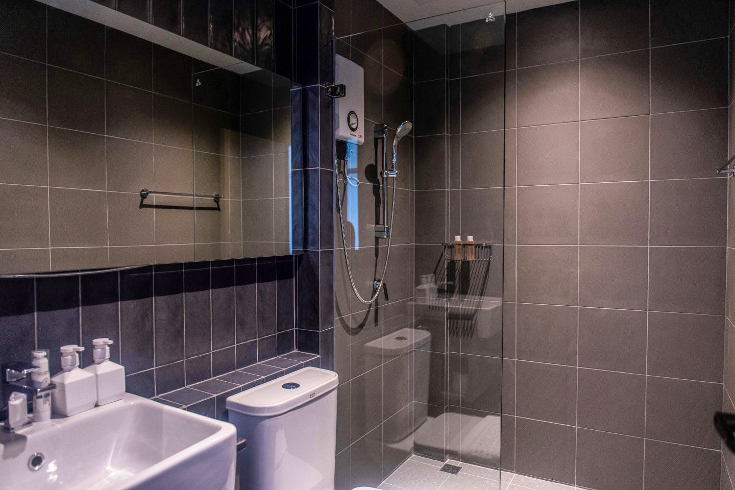  Ensuite Room  -  Gorgeous apartment 300 meters away from Sunday Walking Street  - Gallery -  2