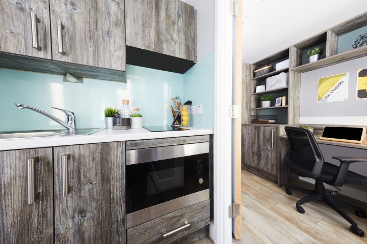  Standard Plus 2-Bed Apartment  -  Collegiate Crown Place Cardiff  - Gallery -  4