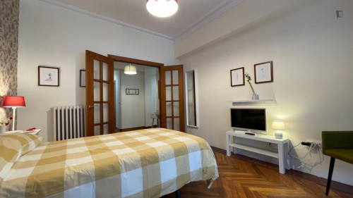 Really cool single bedroom with a balcony, in Indautxu - Gallery - 6